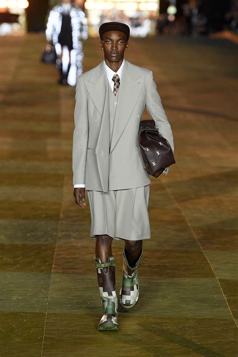 louis vuitton 2024 men's show.